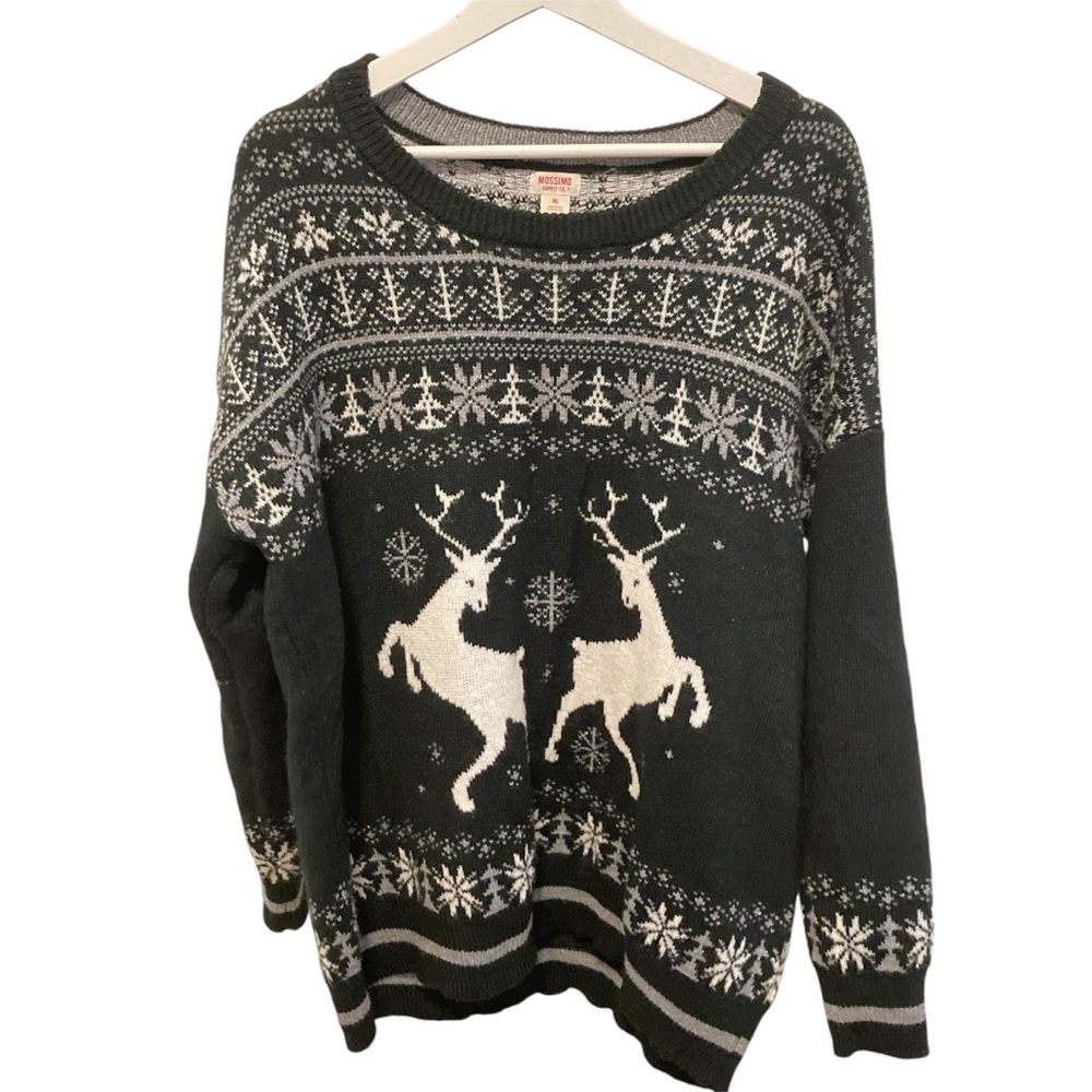 🎉 4 For $15🎉 Mossimo Supply CO. Christmas Reindeer Sweater XL